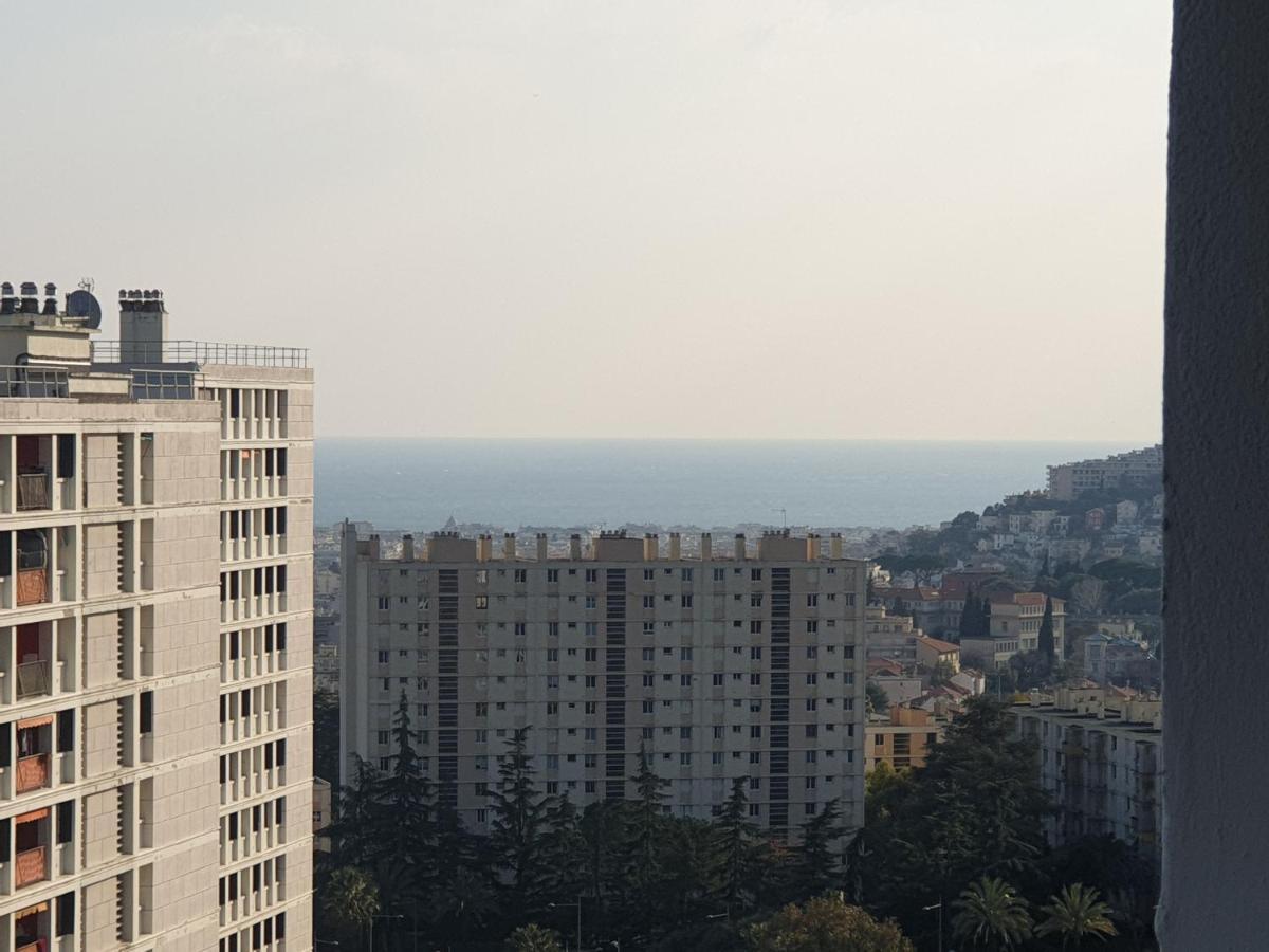 New Cheap Private Room, Kitchen , Overwieuw Sea,Tram On Spot, 12 Minutes From Nice Train Station With Tram , Beach In 17 Min Tram , Chambre Privee Pas Cher, Cuisine Equipee , Tram Sur Place, Apercu Mer, 12 Min De La Gare De Nice Avec Le Tram, 17 Min Екстер'єр фото